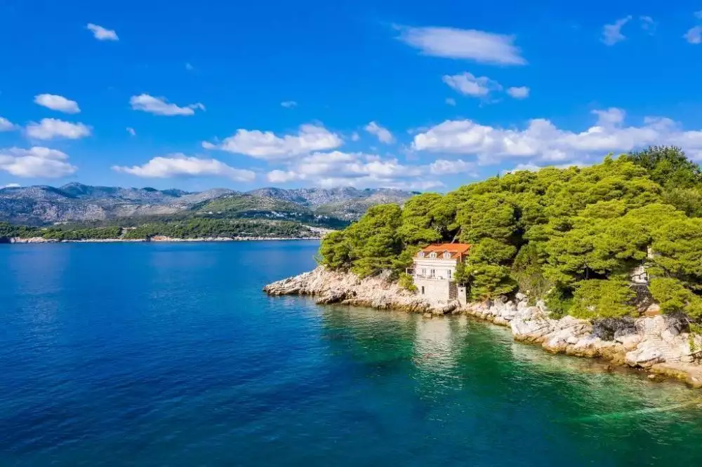 Villa 162m² in Croatia, Dubrovnik. Priced at 2100000€ rent photo-7