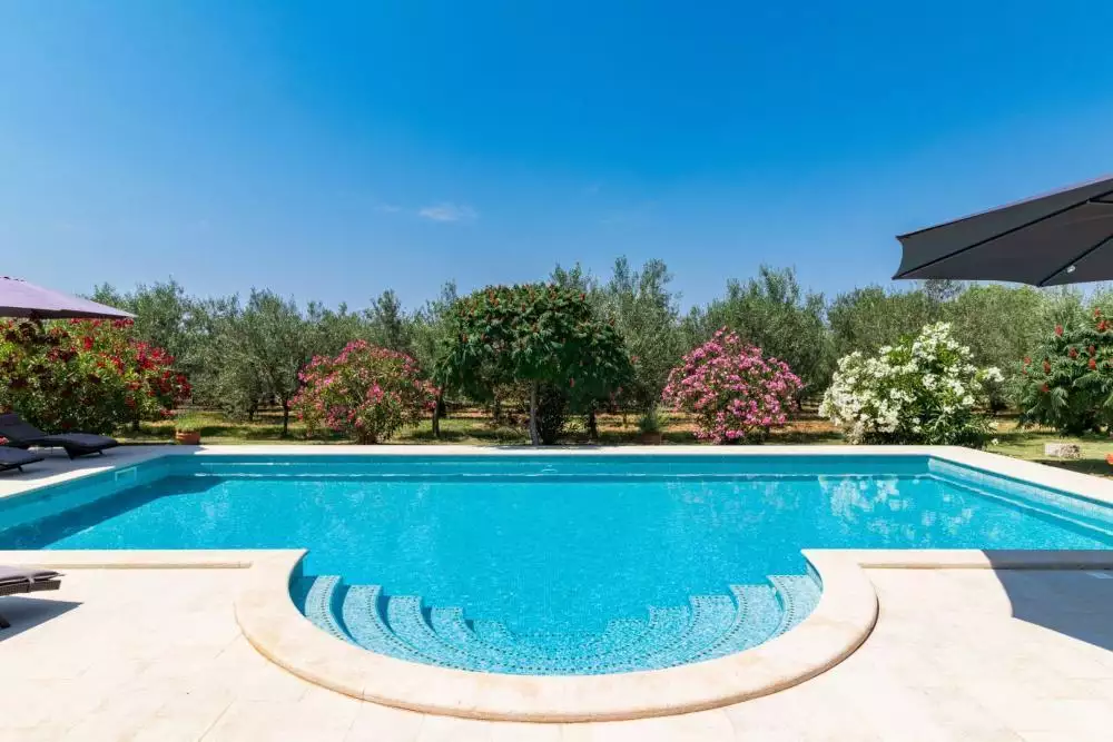 Villa 267m² in Croatia, Vodnjan. Priced at 1090000€ rent photo-4