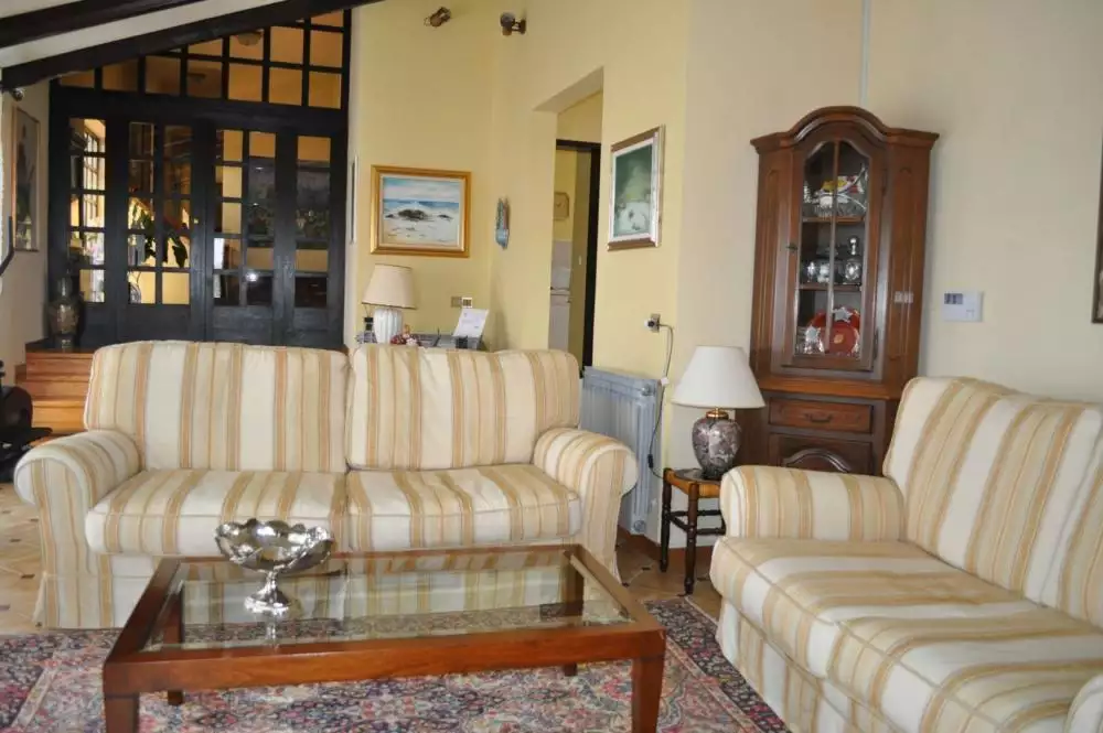 Villa 267m² in Croatia, Vodnjan. Priced at 1090000€ rent photo-8