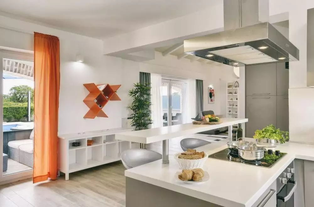 Villa 440m² in Croatia, Medulin. Priced at 2000000€ rent photo-11