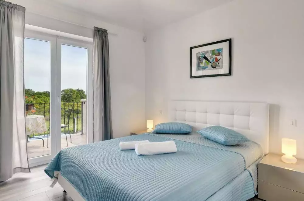 Villa 440m² in Croatia, Medulin. Priced at 2000000€ rent photo-19