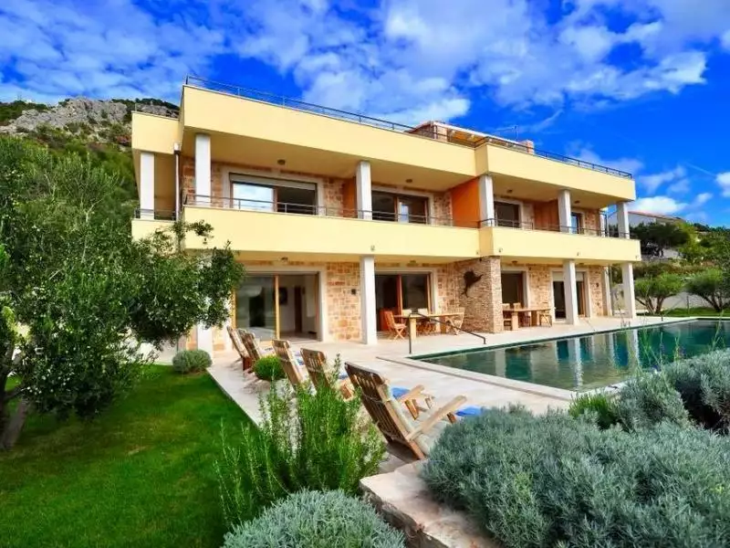Hotels 628m² in Croatia, Hvar. Priced at 3800000€ rent photo-1