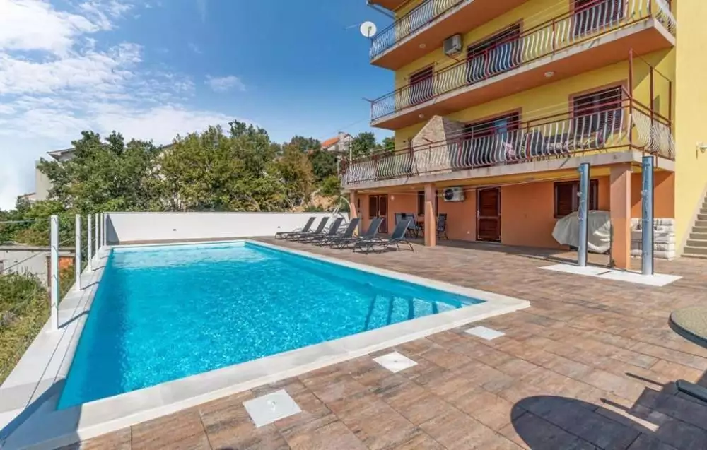 Hotels 610m² in Croatia, Crikvenica. Priced at 1038000€ rent photo-3