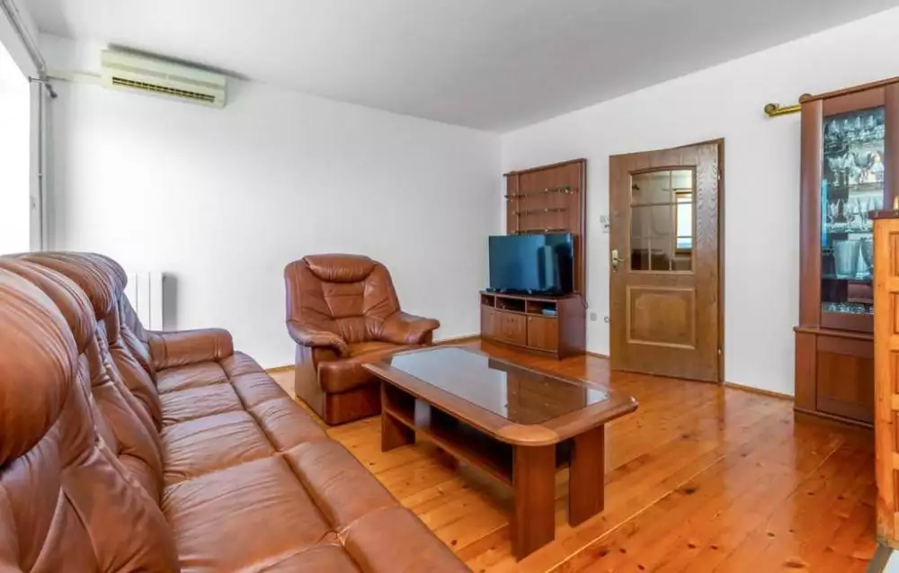 Hotels 610m² in Croatia, Crikvenica. Priced at 1038000€ rent photo-8