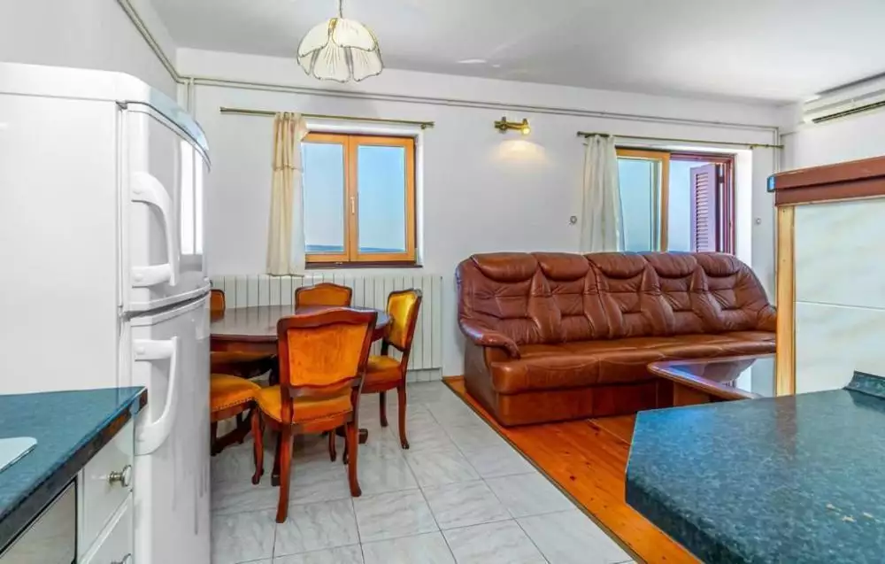 Hotels 610m² in Croatia, Crikvenica. Priced at 1038000€ rent photo-10