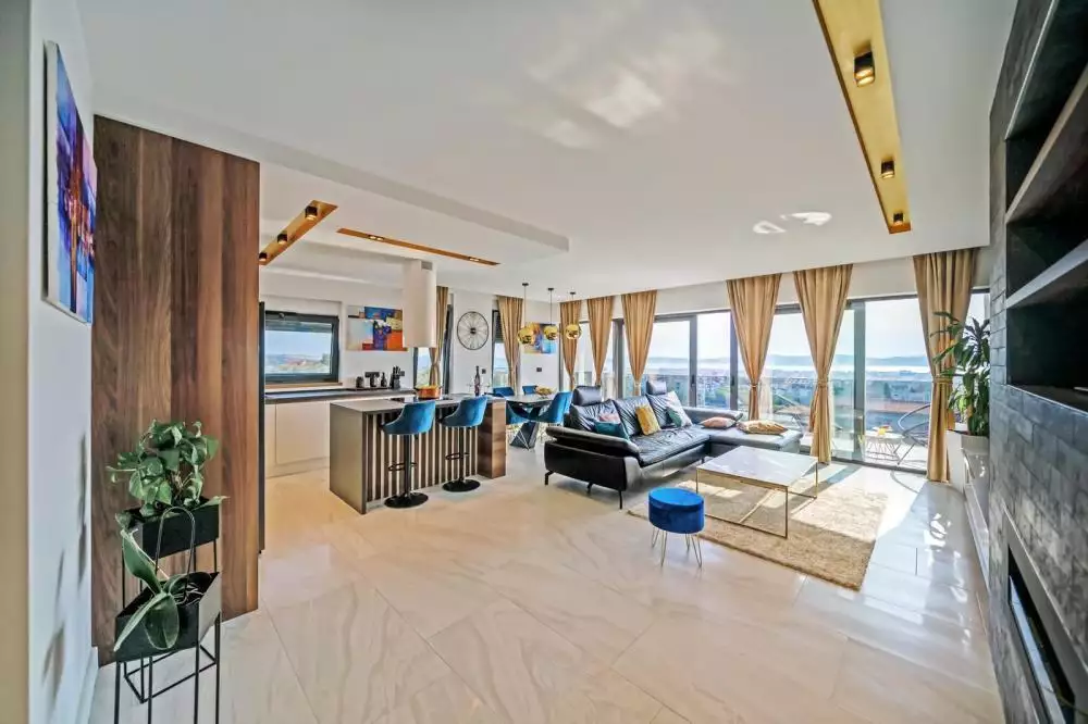 Villa 305m² in Croatia, Zadar. Priced at 1200000€ rent photo-18