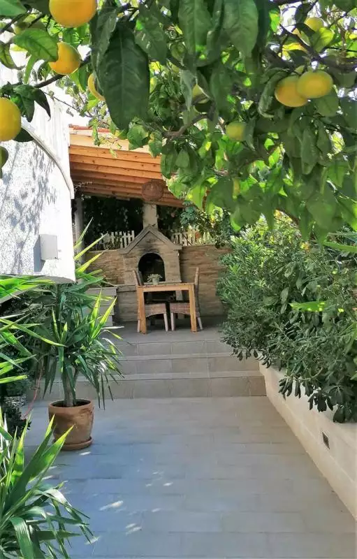 Hotels 460m² in Croatia, Hvar. Priced at 2000000€ rent photo-4