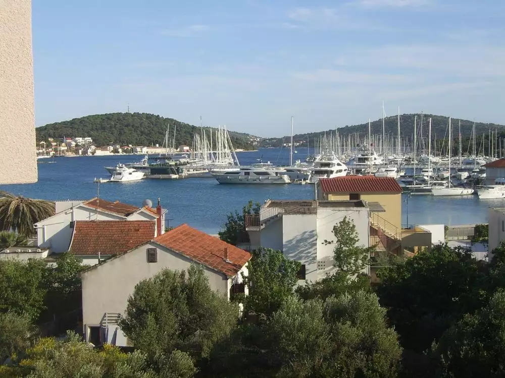 Hotels 400m² in Croatia, Rogoznica. Priced at 750000€ rent photo-4