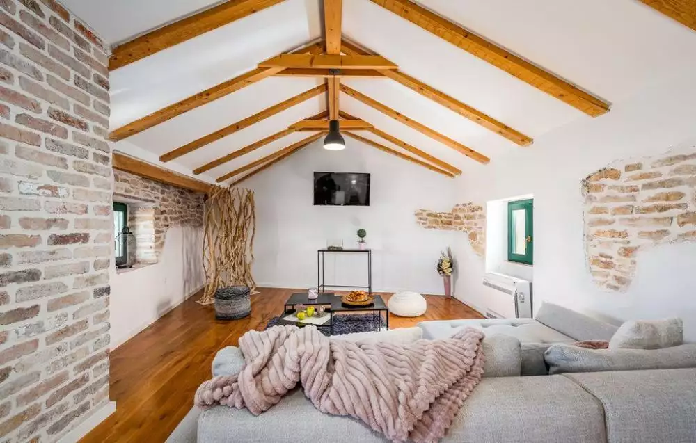 Villa 280m² in Croatia, Barban. Priced at 1380000€ rent photo-16