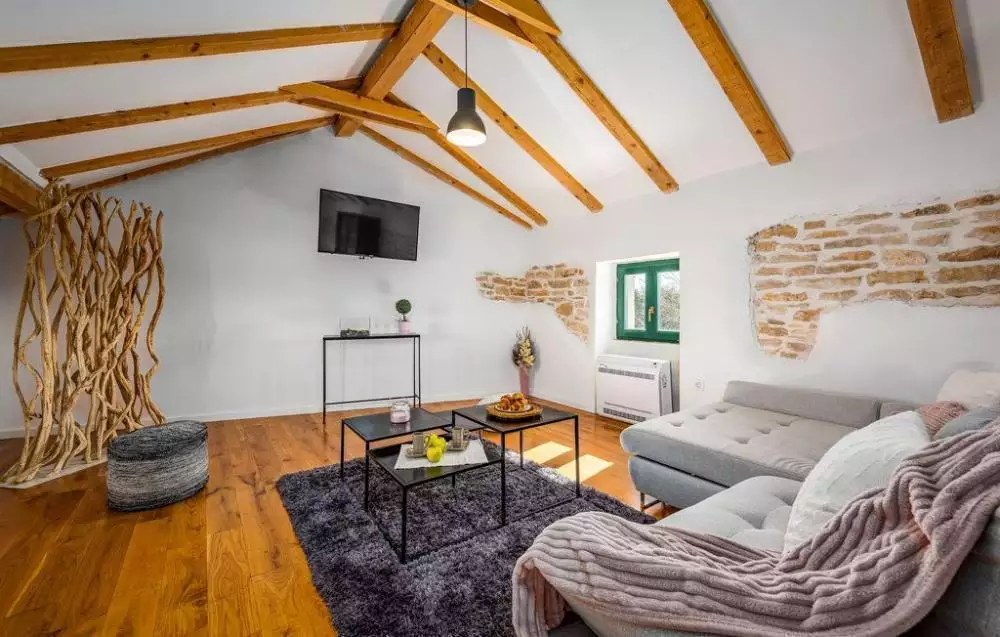 Villa 280m² in Croatia, Barban. Priced at 1380000€ rent photo-17