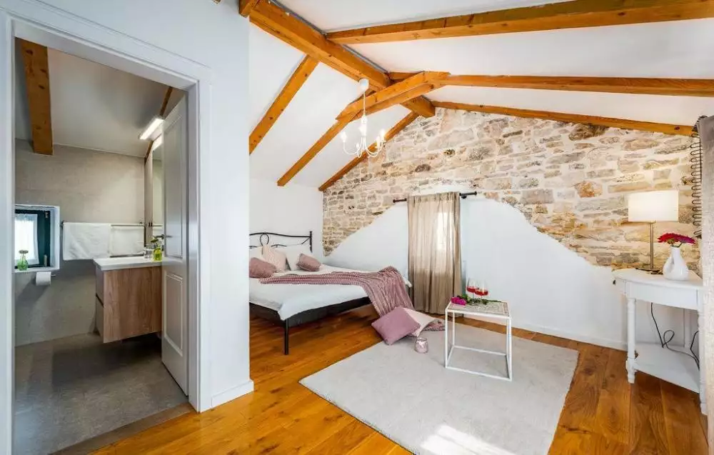 Villa 280m² in Croatia, Barban. Priced at 1380000€ rent photo-24