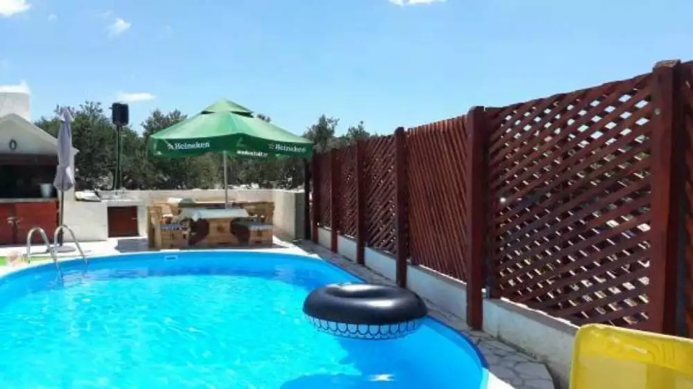 Hotels 255m² in Croatia, Rogoznica. Priced at 585000€ rent photo-3