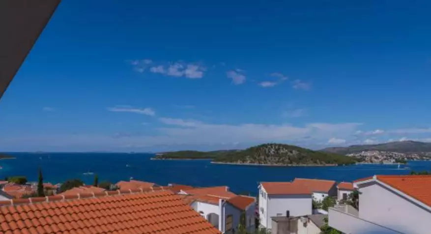 Hotels 255m² in Croatia, Rogoznica. Priced at 585000€ rent photo-5