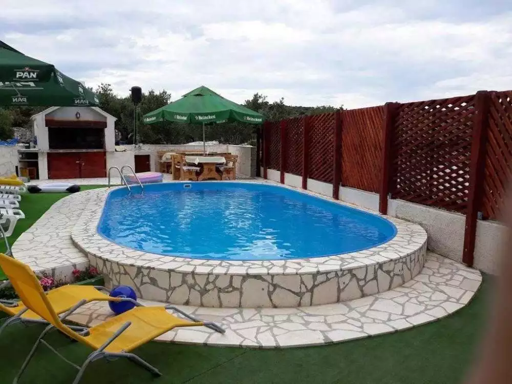 Hotels 255m² in Croatia, Rogoznica. Priced at 585000€ rent photo-14