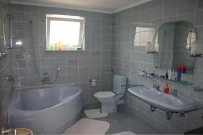 Villa 340m² in Croatia, Volosko. Priced at 1350000€ rent photo-8