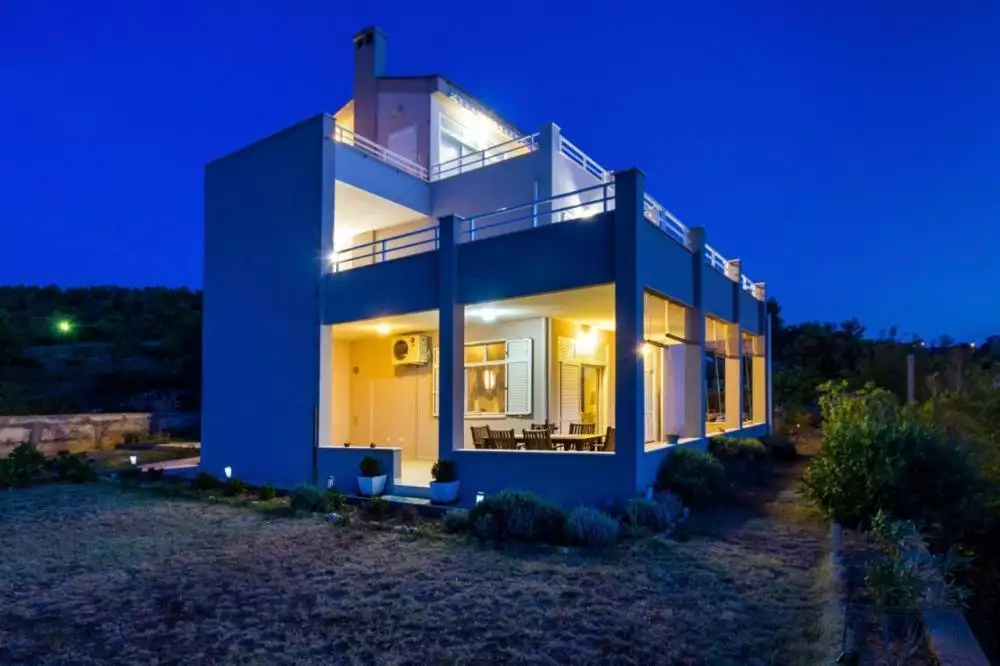 Hotels 399m² in Croatia, Novigrad. Priced at 850000€ rent photo-4