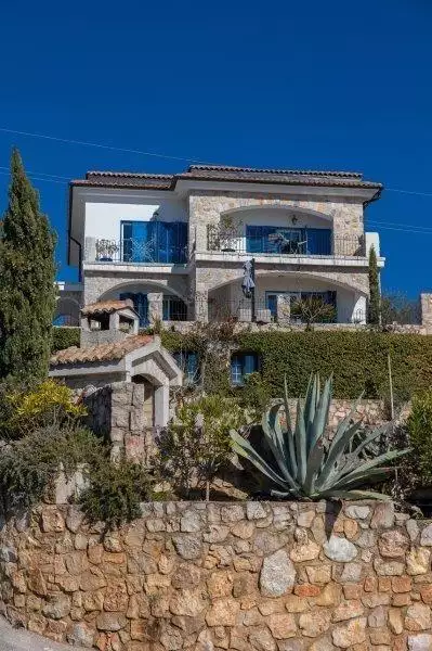 Villa 500m² in Croatia, Crikvenica. Priced at 790000€ rent photo-7