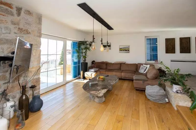 Villa 500m² in Croatia, Crikvenica. Priced at 790000€ rent photo-17