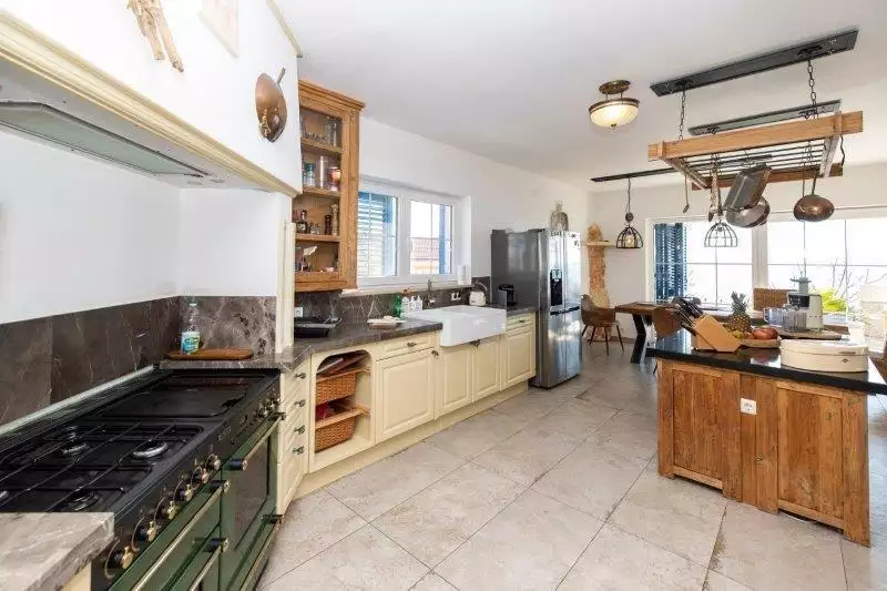 Villa 500m² in Croatia, Crikvenica. Priced at 790000€ rent photo-21