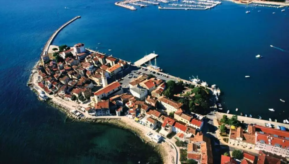 Hotels 1430m² in Croatia, Umag. Priced at 3900000€ rent photo-19