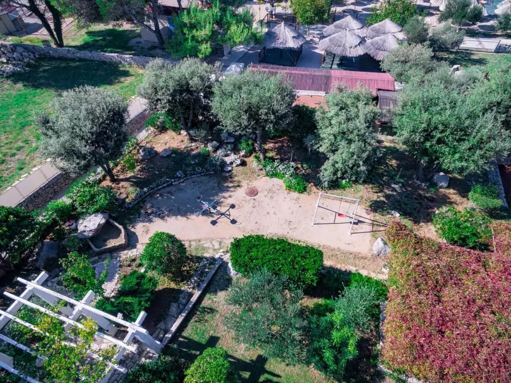 Hotels 450m² in Croatia, Punat. Priced at 2300000€ rent photo-6