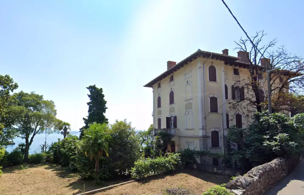 Villa 992m² in Croatia, Lovran. Priced at 2600000€ rent photo-25