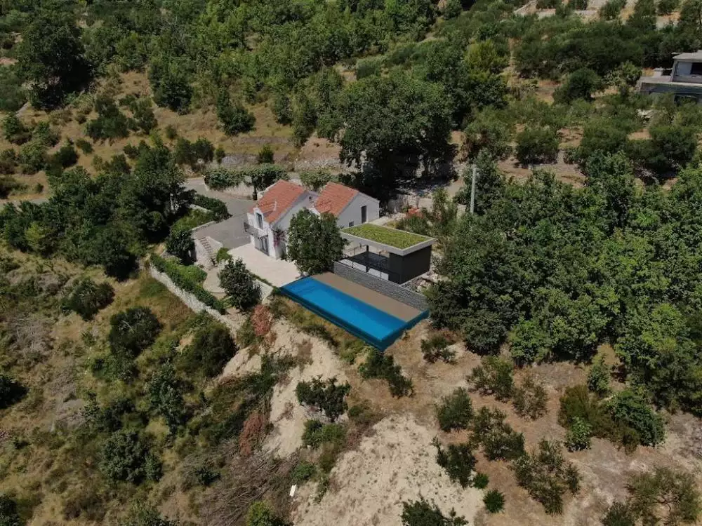 Villa 150m² in Croatia, Jesenice. Priced at 1100000€ rent photo-6