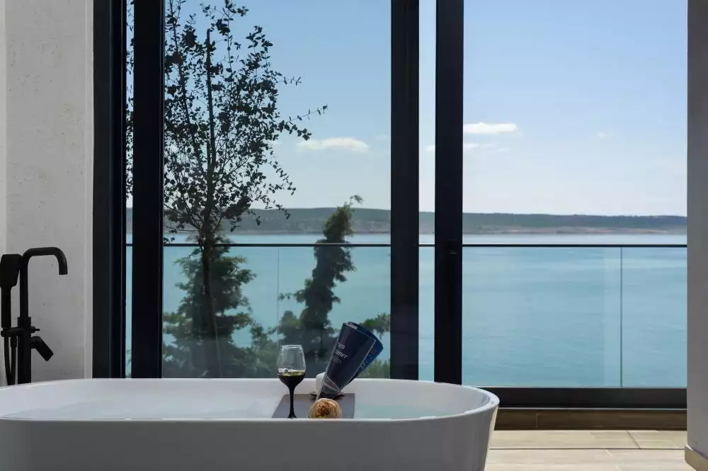 Villa 250m² in Croatia, Starigrad. Priced at 1590000€ rent photo-15