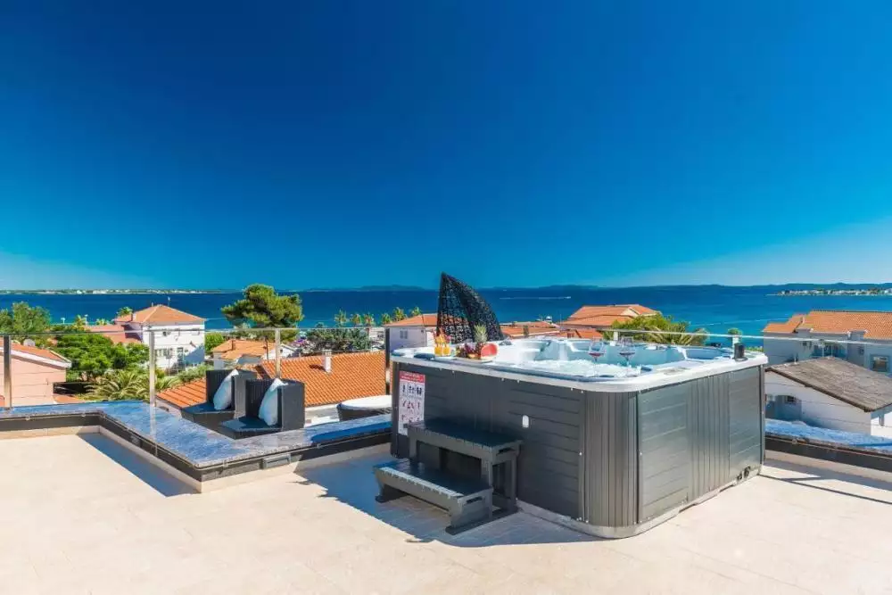 Hotels 550m² in Portugal, Tavira. Priced at 2500000€ rent photo-2