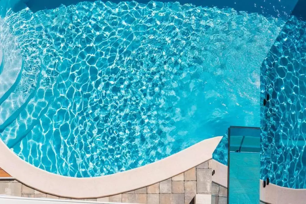 Hotels 550m² in Portugal, Tavira. Priced at 2500000€ rent photo-4
