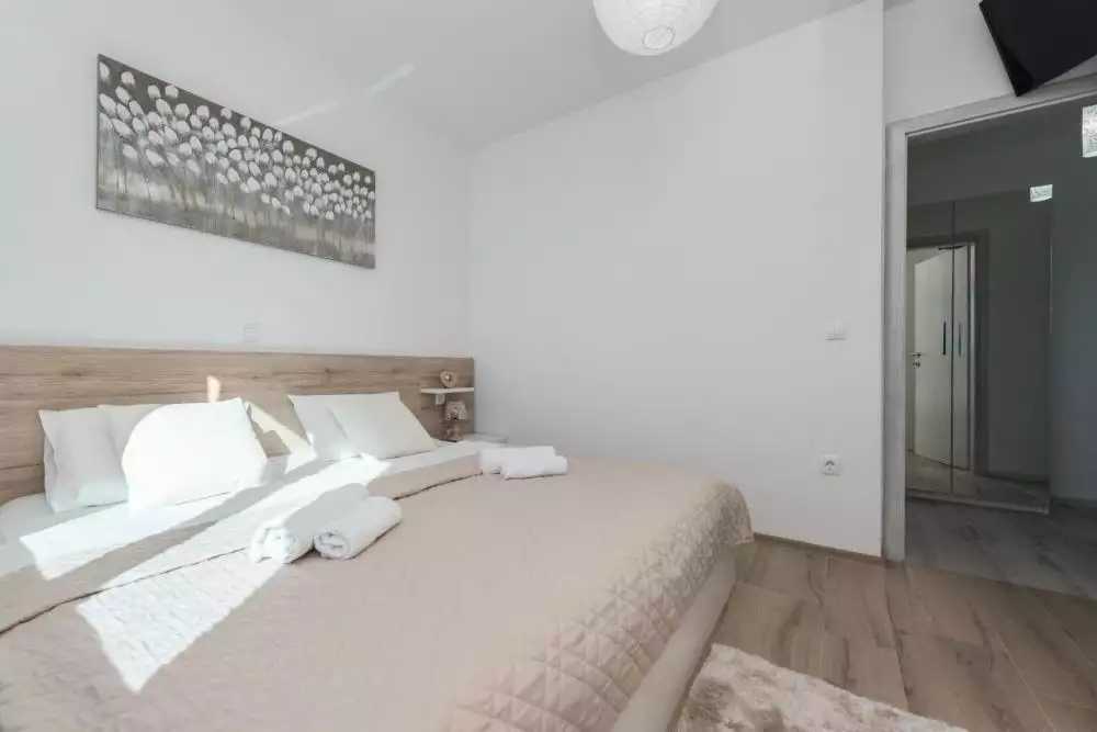 Hotels 550m² in Portugal, Tavira. Priced at 2500000€ rent photo-21