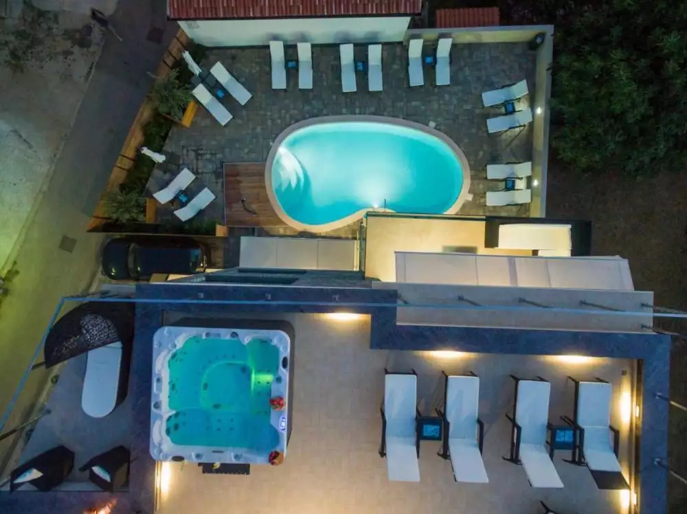Hotels 550m² in Portugal, Tavira. Priced at 2500000€ rent photo-23