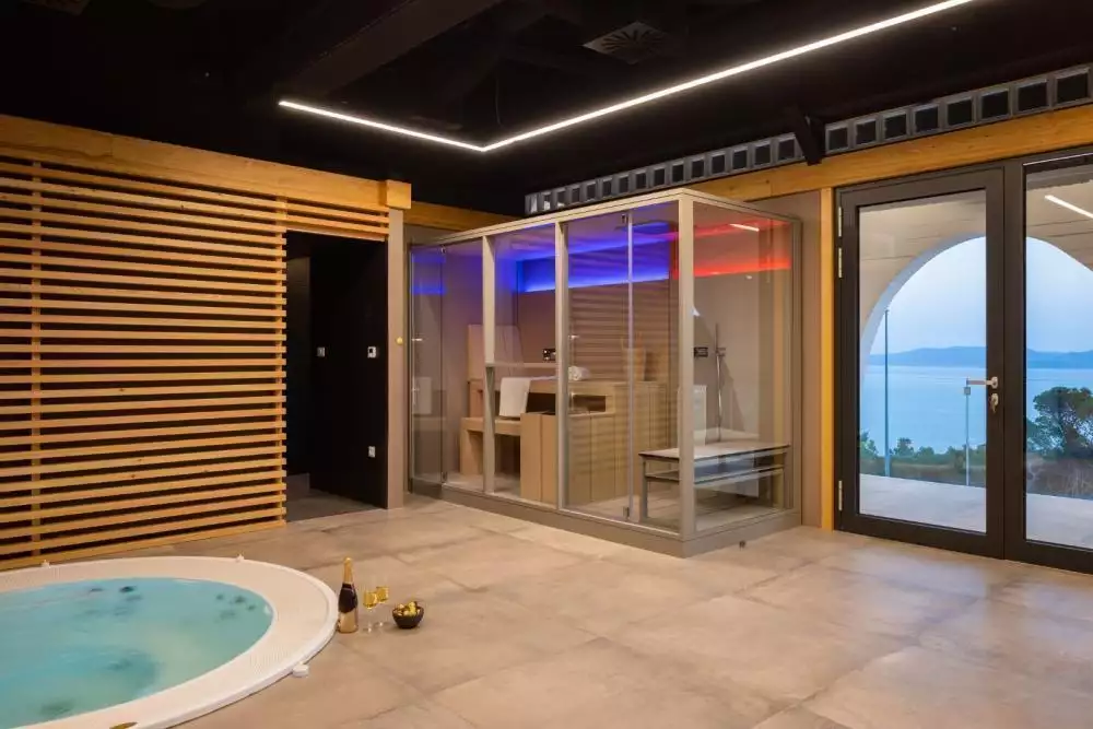 Villa 298m² in Croatia, Omis. Priced at 2500000€ rent photo-6