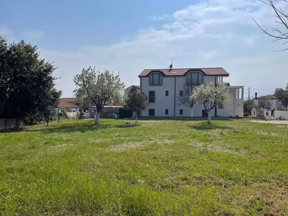 Hotels 521m² in Croatia, Umag. Priced at 1900000€ rent photo-4
