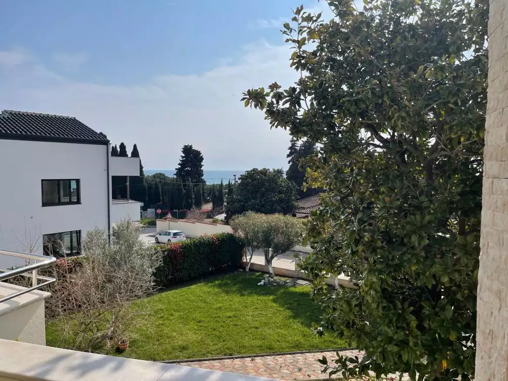 Hotels 521m² in Croatia, Umag. Priced at 1900000€ rent photo-5