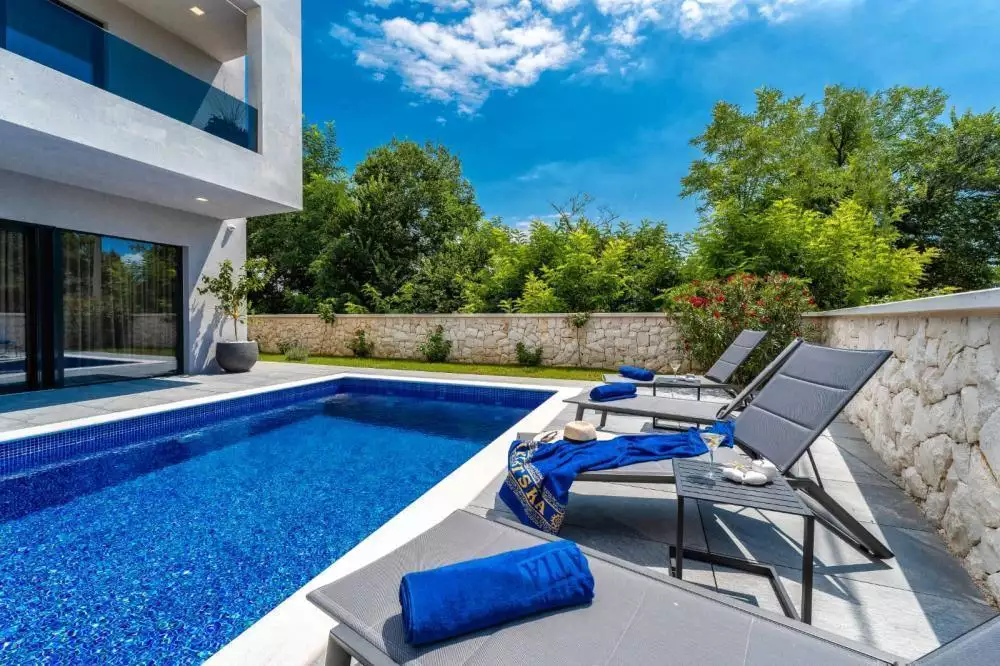 Villa 252m² in Croatia, Privlaka. Priced at 1650000€ rent photo-2