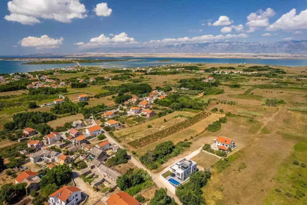 Villa 252m² in Croatia, Privlaka. Priced at 1650000€ rent photo-7