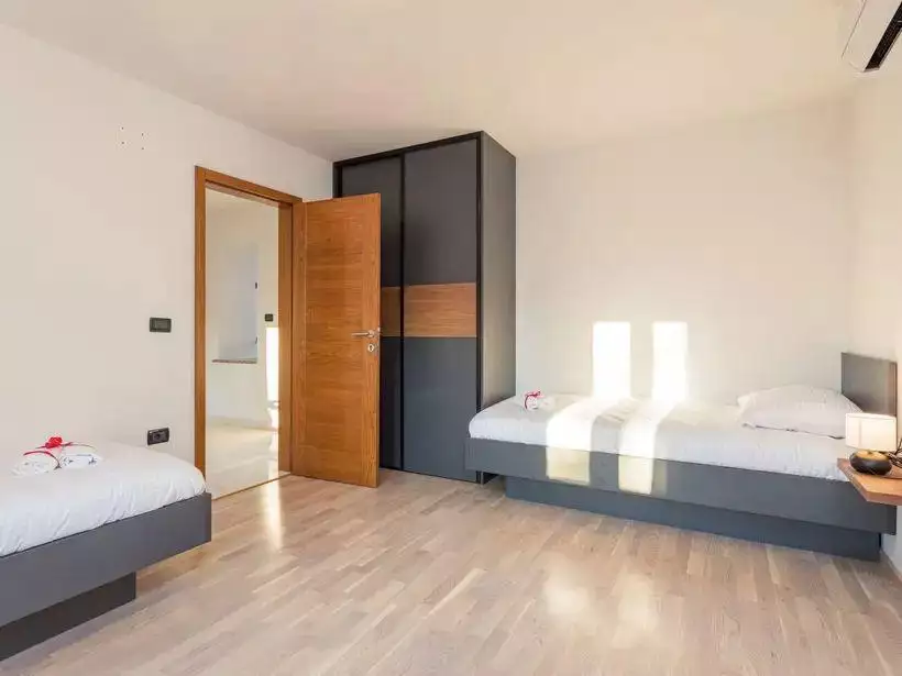 Villa 240m² in Croatia, Umag. Priced at 690000€ rent photo-22