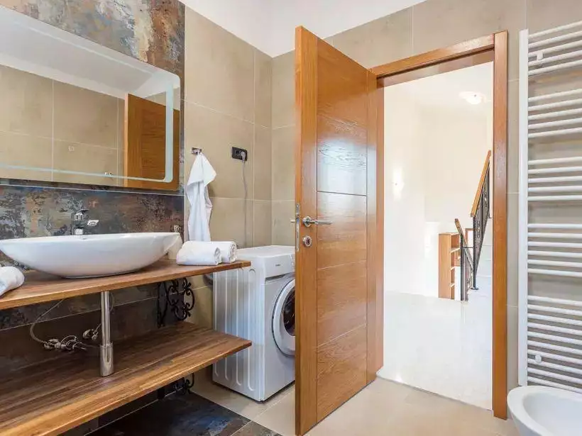 Villa 240m² in Croatia, Umag. Priced at 690000€ rent photo-23