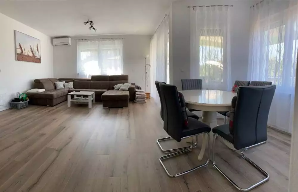 Villa 140m² in Croatia, Umag. Priced at 650000€ rent photo-16