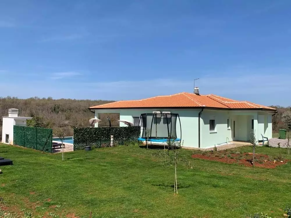 Villa 140m² in Croatia, Umag. Priced at 650000€ rent photo-1