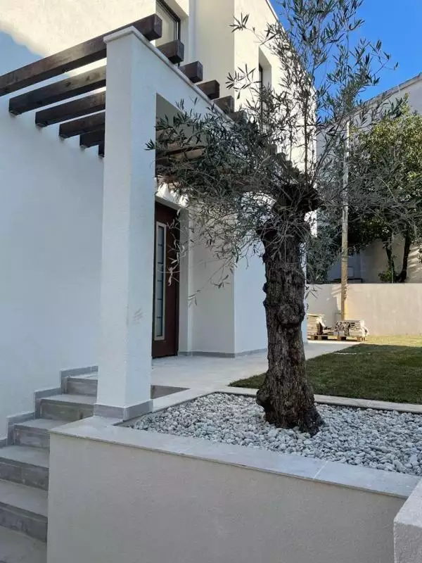 Villa 240m² in Croatia, Ciovo. Priced at 1350000€ rent photo-17