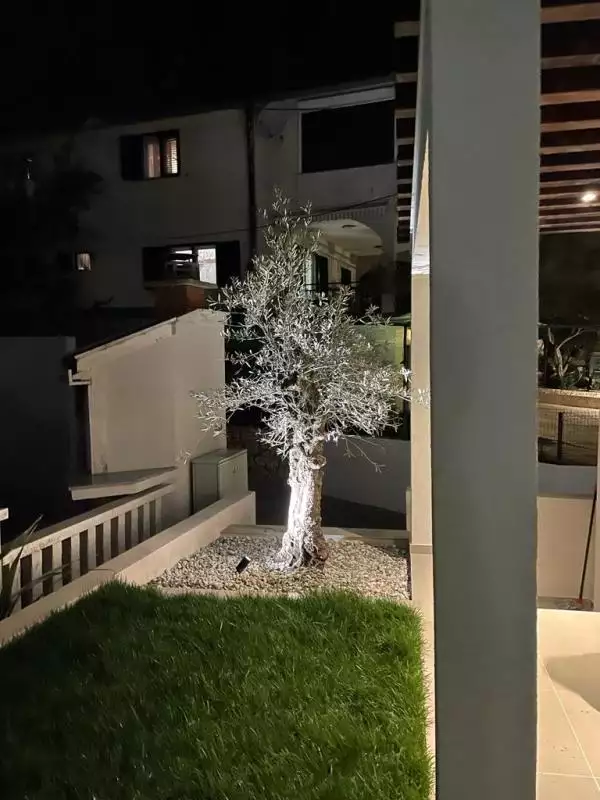Villa 240m² in Croatia, Ciovo. Priced at 1350000€ rent photo-19