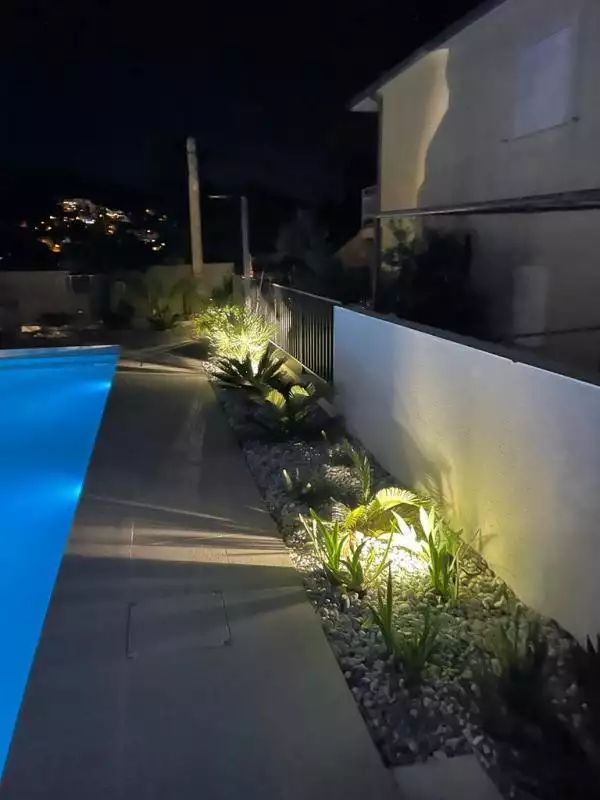 Villa 240m² in Croatia, Ciovo. Priced at 1350000€ rent photo-20