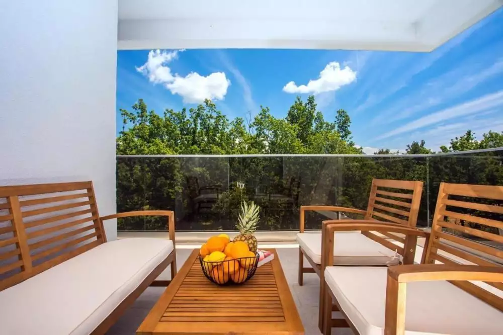 Villa 250m² in Croatia, Omis. Priced at 1500000€ rent photo-16