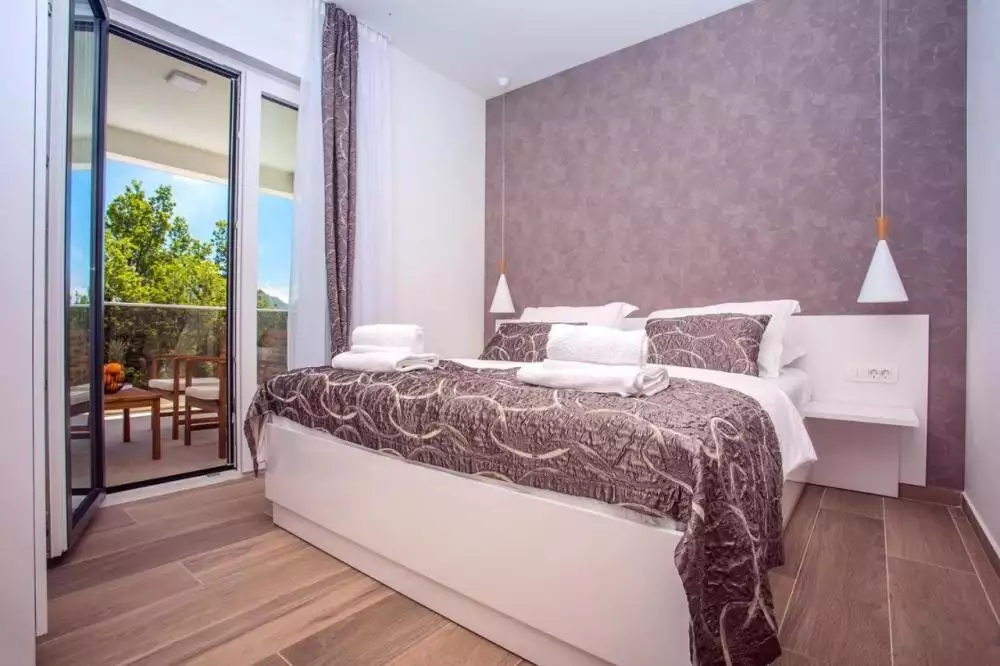Villa 250m² in Croatia, Omis. Priced at 1500000€ rent photo-19