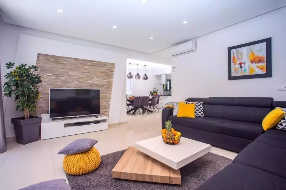 Villa 250m² in Croatia, Omis. Priced at 1500000€ rent photo-23