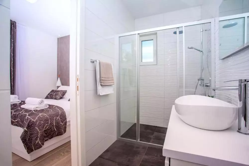 Villa 250m² in Croatia, Omis. Priced at 1500000€ rent photo-25