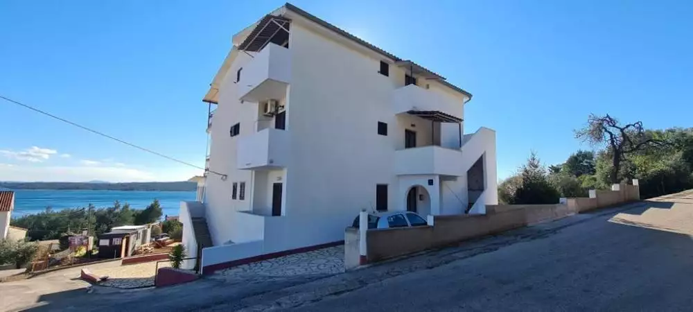 Hotels 583m² in Croatia, Zavala. Priced at 879000€ rent photo-7