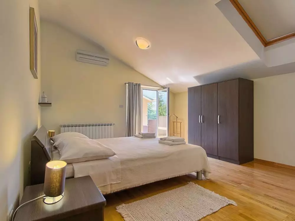 Villa 285m² in Croatia, Buzet. Priced at 630000€ rent photo-18